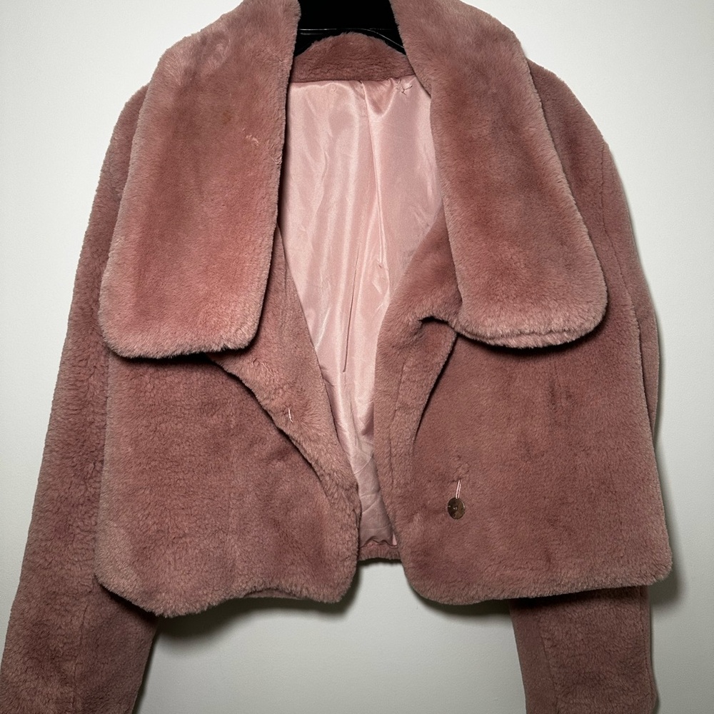 Francesca’s Blush Teddy Faux Fur Coat | Worn Once | Missing Button